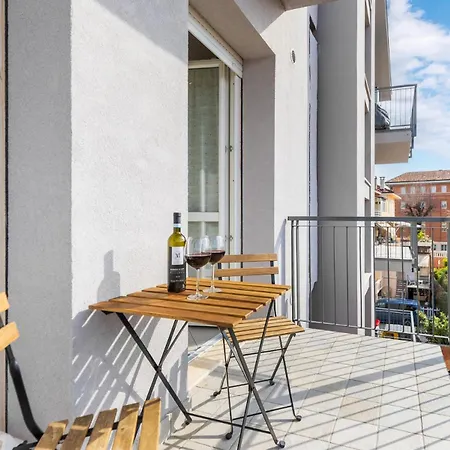 Apartment Con Parcheggio E Wi-fi Gratuito Ac *