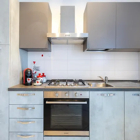 Apartment Con Parcheggio E Wi-fi Gratuito Ac Alba (Piedmont)